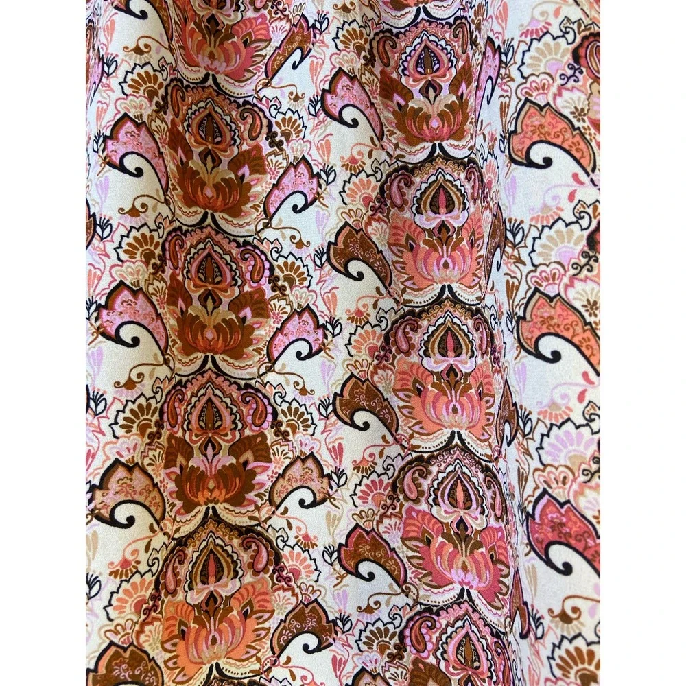 Status skirt‎ by Chenault